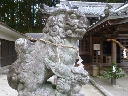 八王子神社（世界一の狛犬）09.JPG