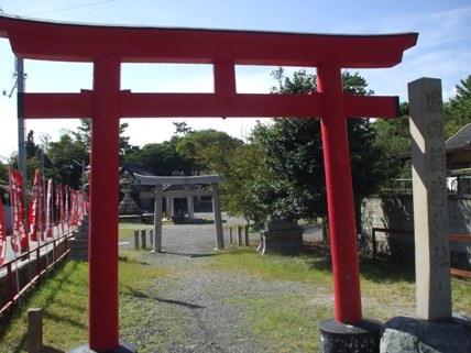 堀田稲荷神社 (6).JPG