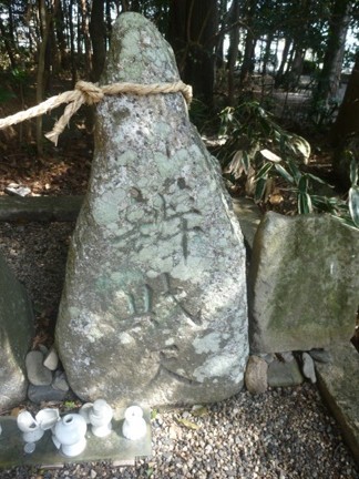 忍山神社18.JPG