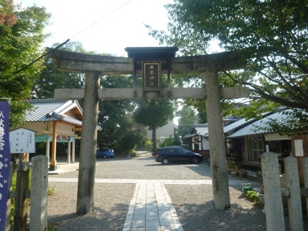 石坐神社11.JPG