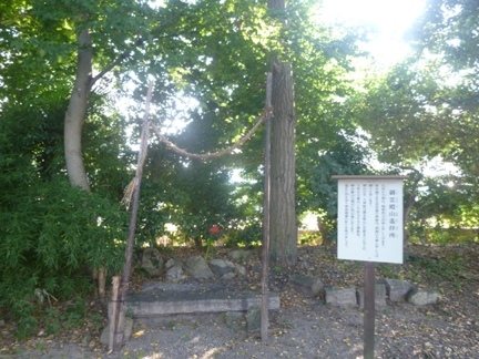 石坐神社43.JPG